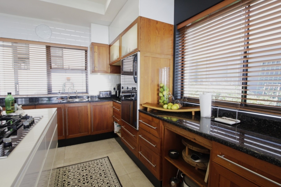 5 Bedroom Property for Sale in Humerail Eastern Cape